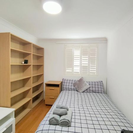 Spacious 3-Bed Cosy Flat In Westminster London Exterior photo