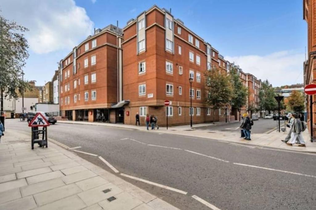 Spacious 3-Bed Cosy Flat In Westminster London Exterior photo